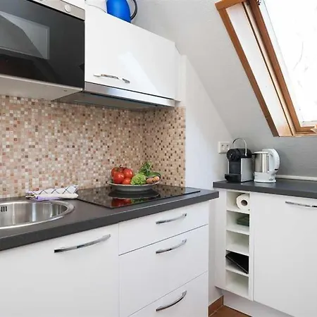 Haus Weideneck شقة